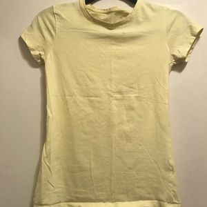 Yellow t shirt